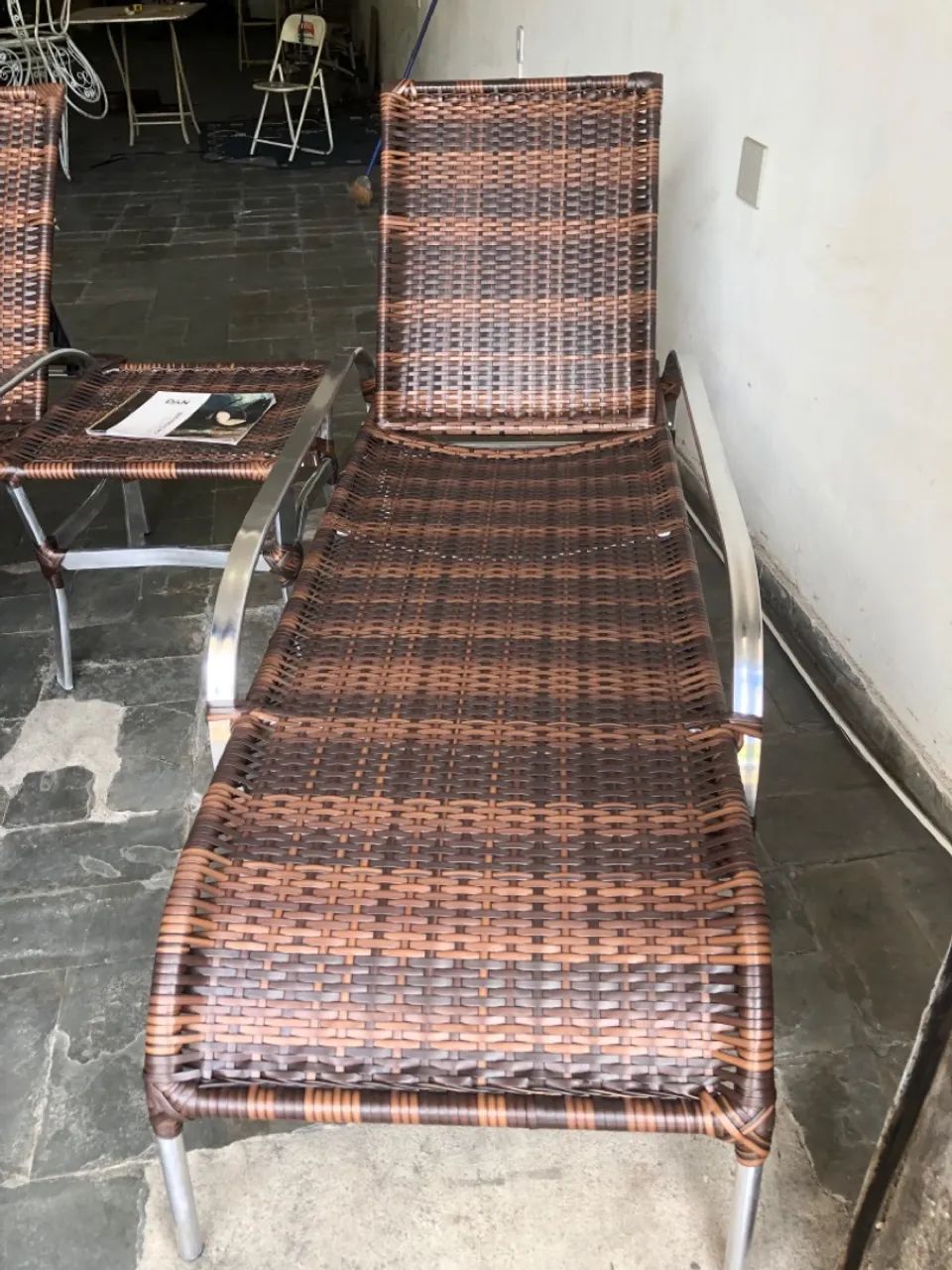 Conjunto espreguiçadeiras mais 1 mesa de apoio Lisboa. - Foto 2