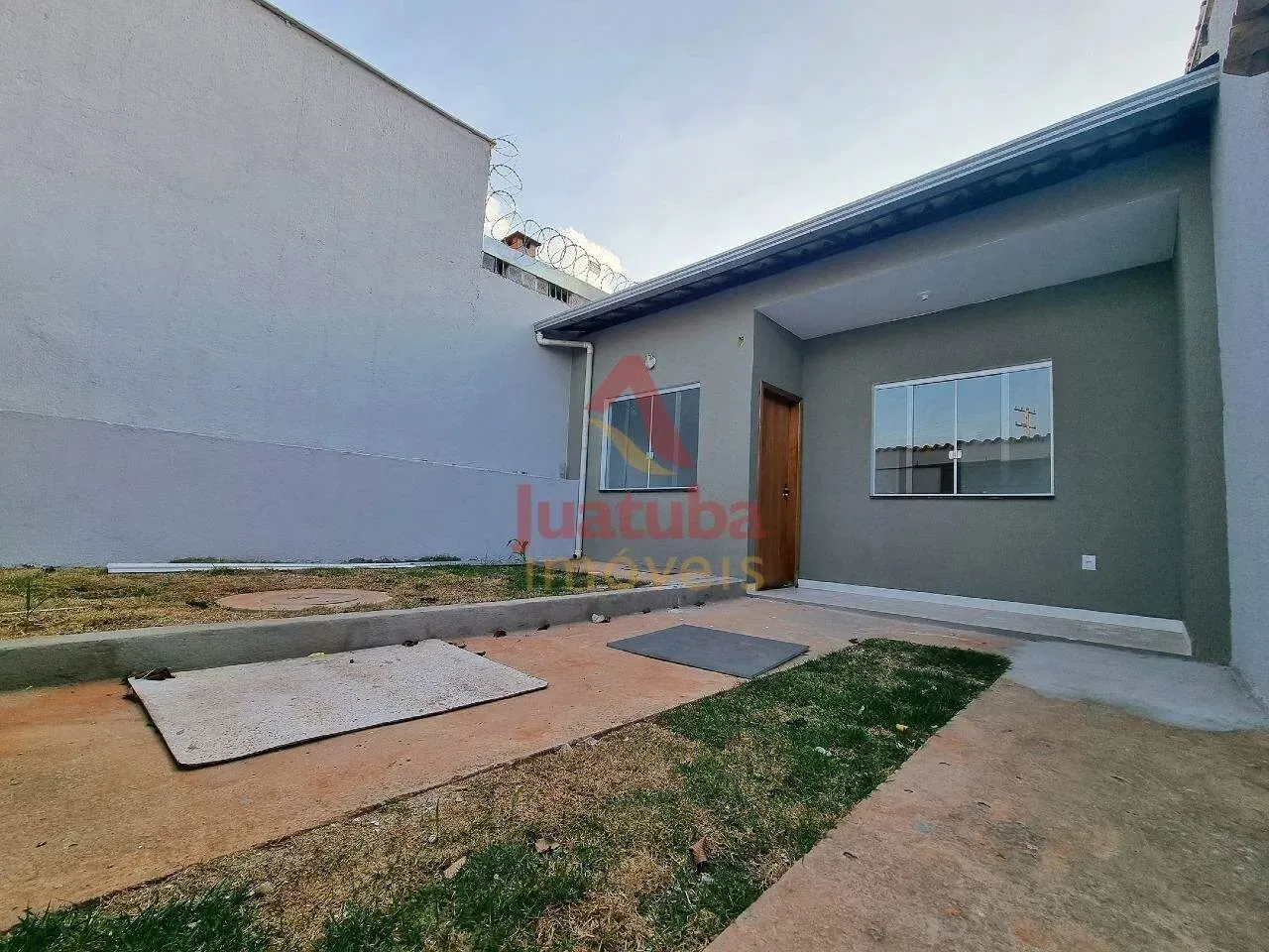 Casa Nova com Quintal à Venda no Bairro Planalto, em Juatuba | JUATUBA IMÓVEIS