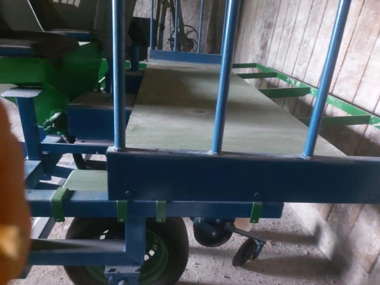 Plantadeira de mandioca 2 linhas - Foto 4