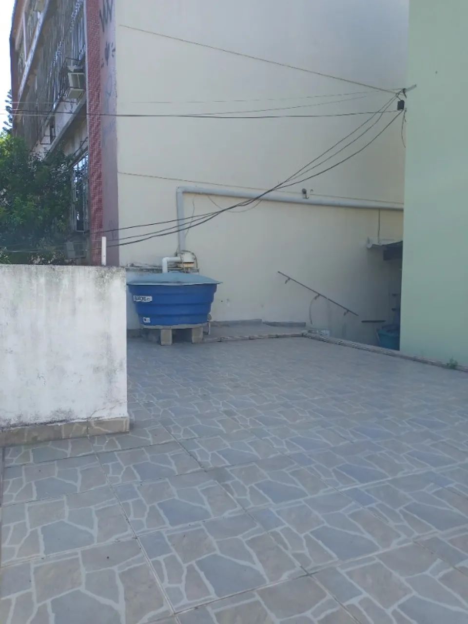 TIJUCA - Casa Duplex 420m², 3 Qtos, vaga coberta, varanda e quintal arborizado-450.000,00 - Foto 2