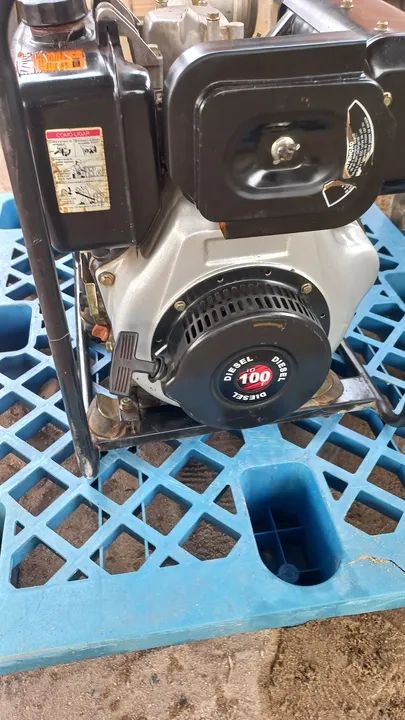 MOTOBOMBA AUTO ESCOVANTE 4 POLEGADAS 