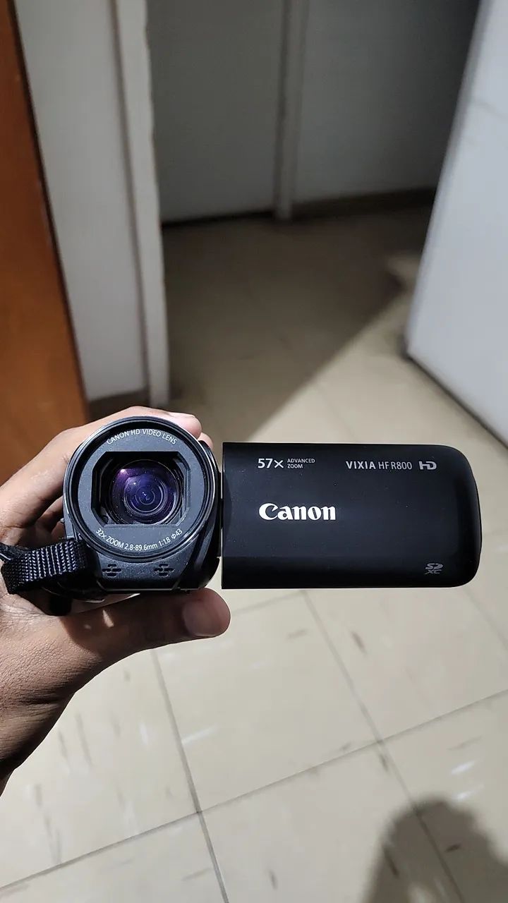 Filmadora Canon VIXIA HF R800 HD 57x Zoom