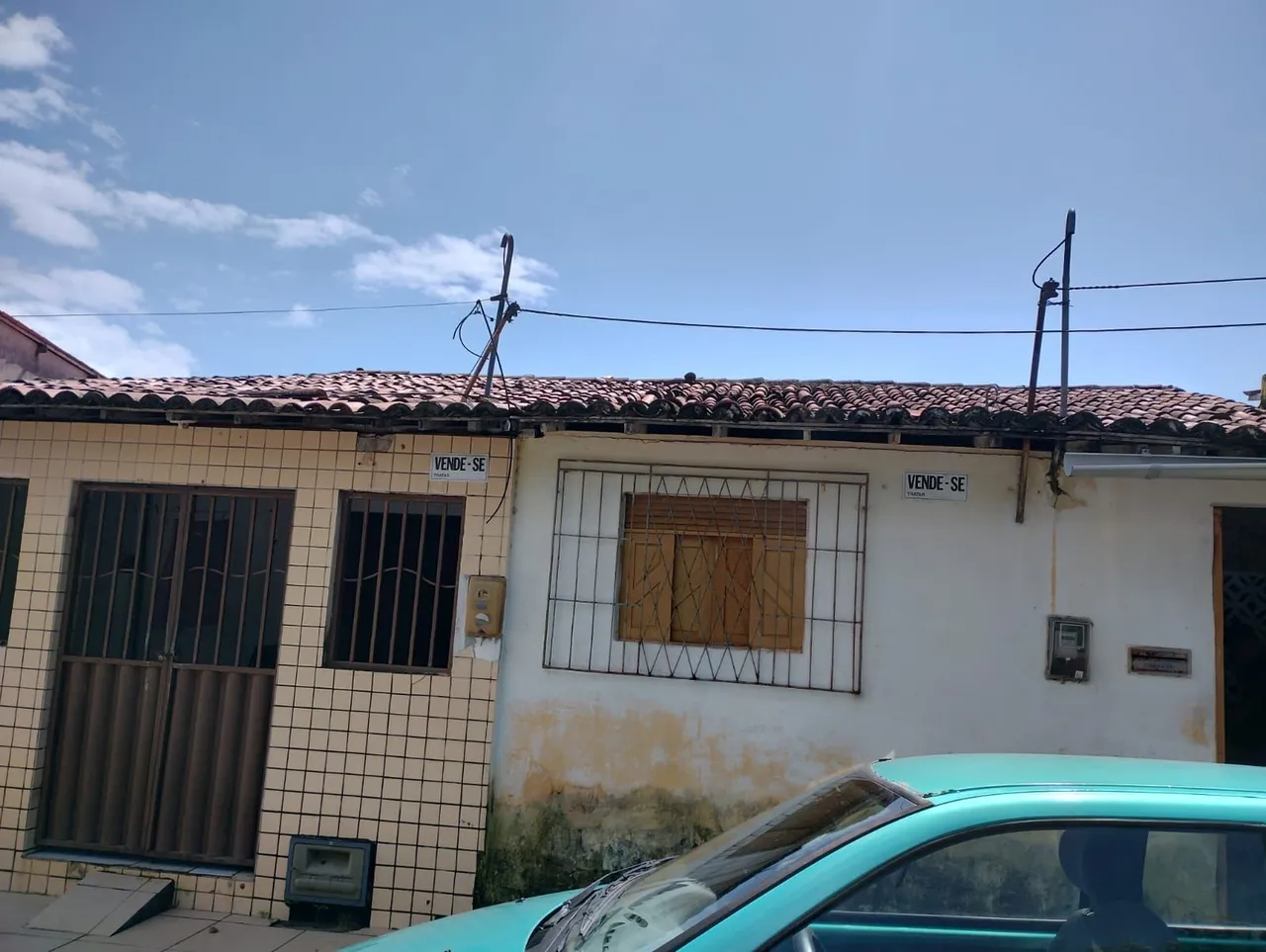 Vende duas casas pro r$ 125.000.00