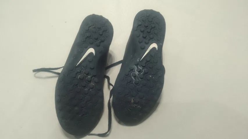 Chuteira society Nike original bom estado  - Foto 4