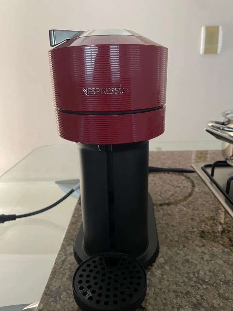 Cafeteira Nespresso Vertuo - Vermelha - Foto 2