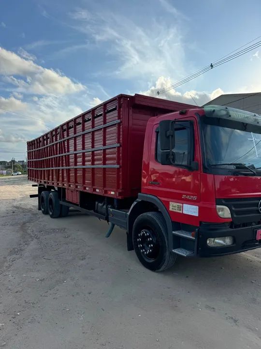Caminhão Mercedes-Benz Atego 2425  - Foto 3
