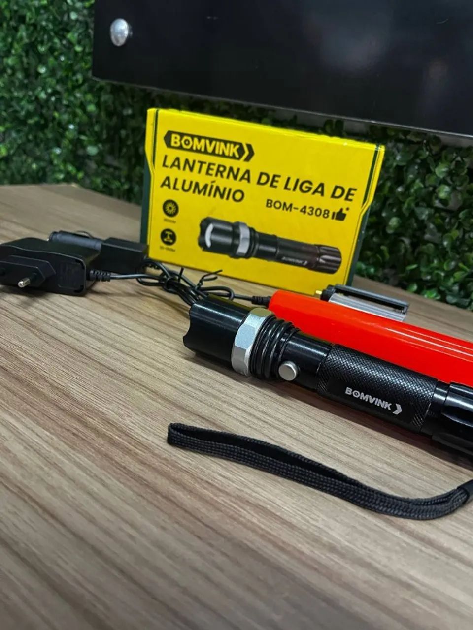 Lanterna de Liga de Alumínio BOM-4308 BOMVINK - Foto 2