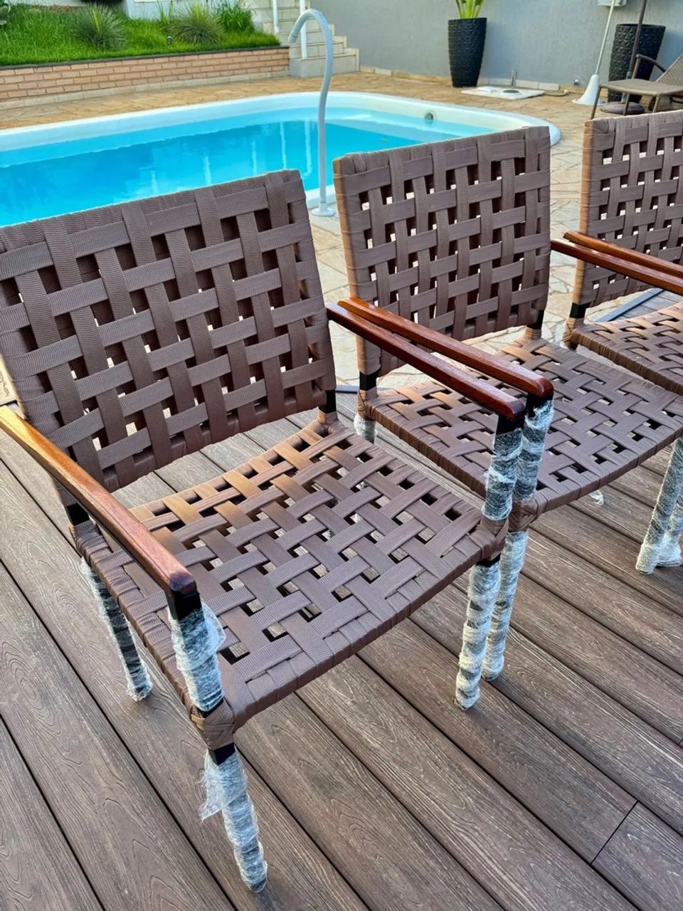 Poltronas em alumínio revestimento em tricô nautico 590 cada