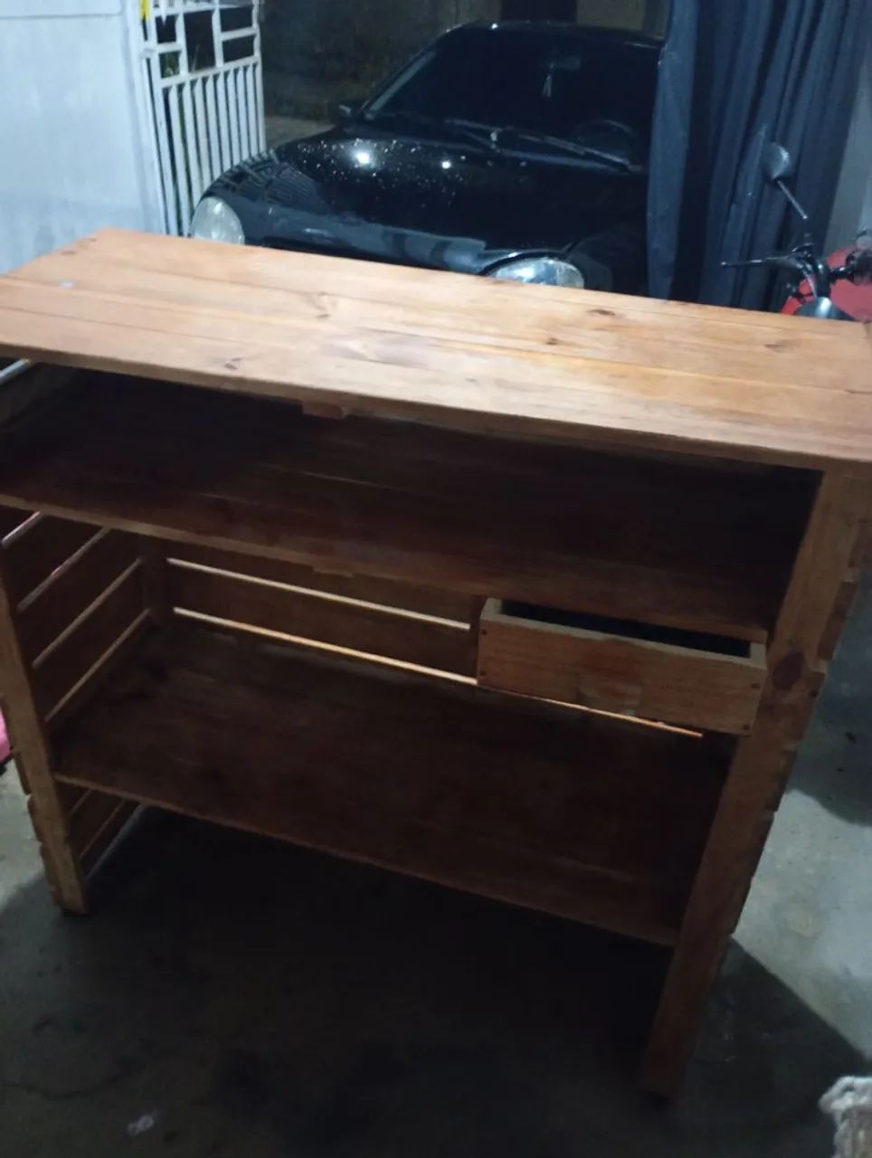 Balcão de madeira