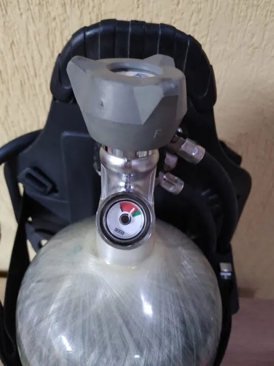Conjunto autônomo de proteção respiratória Drager, cilindro de fibra de carbono 6L/300bar. - Foto 4