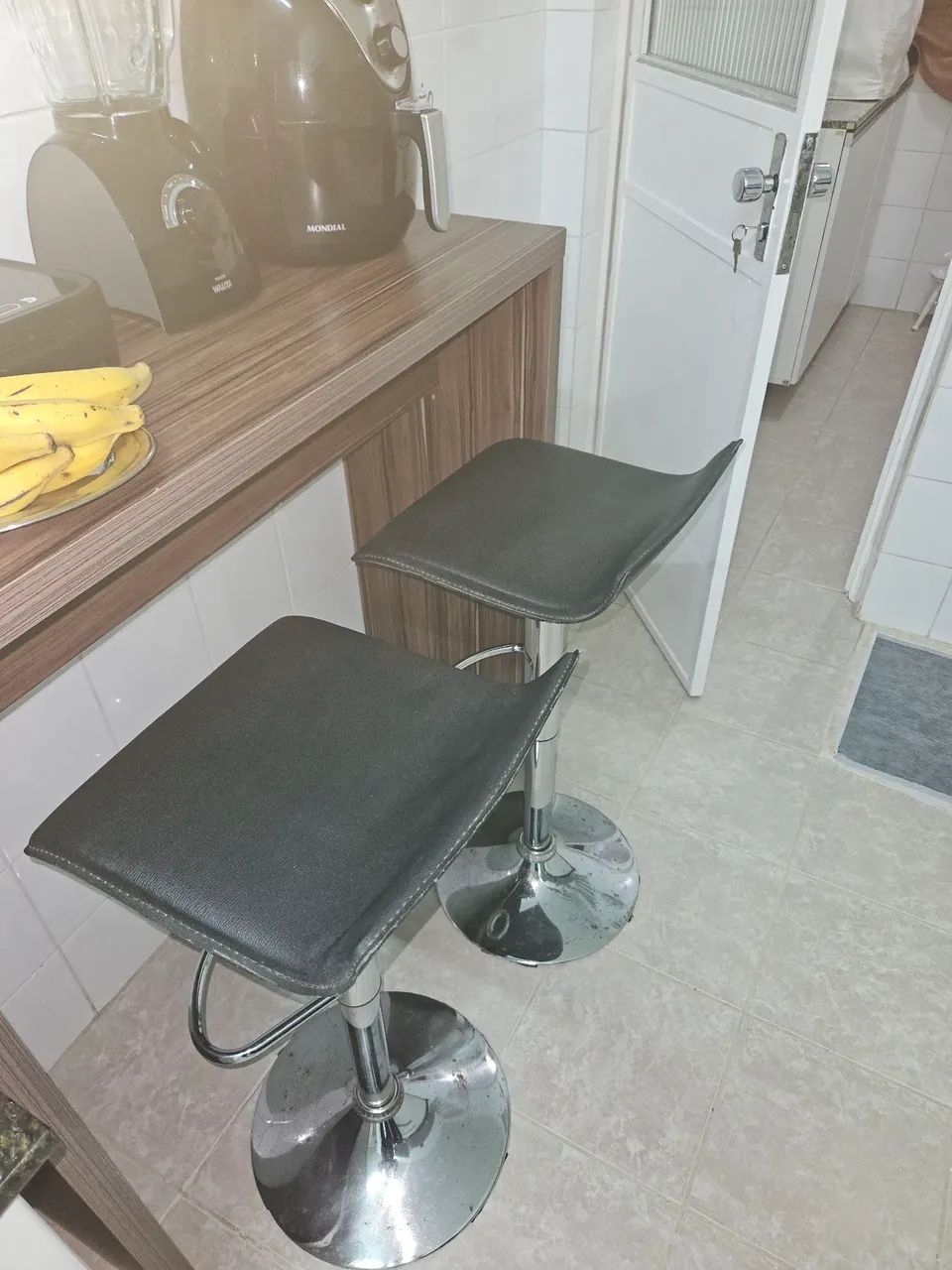 Rotating Stool Pair64297636808706122