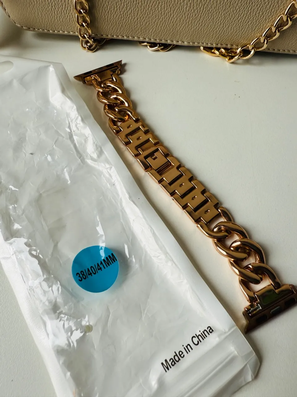 Pulseira Dourada metalizada para Apple Watch 38/40/41mm