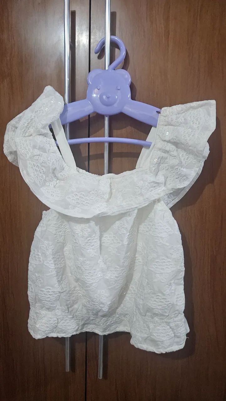 Blusa branca ciganinha