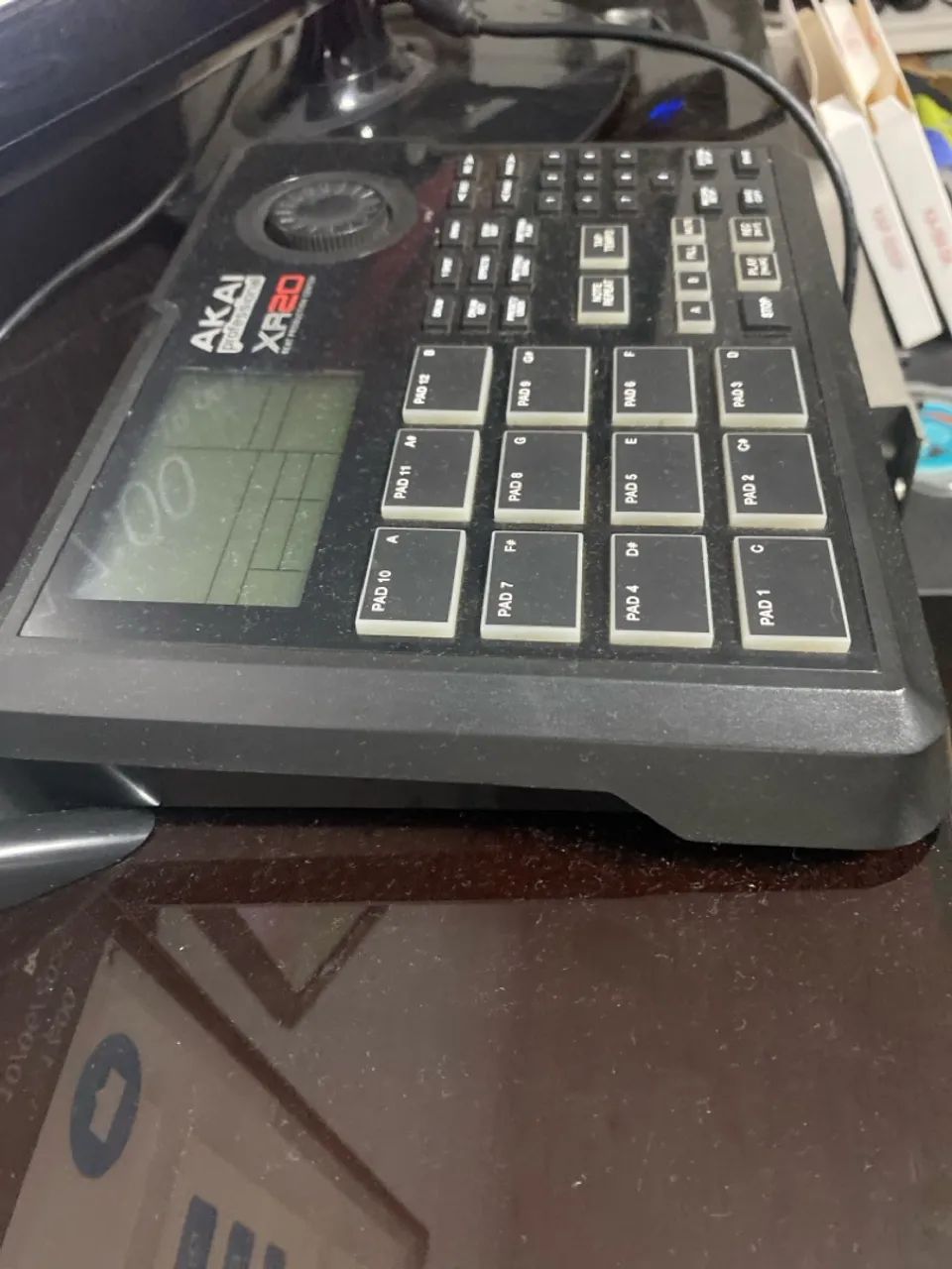 Akai XR20 Beat Production Center - Seminovo - Equipamentos e