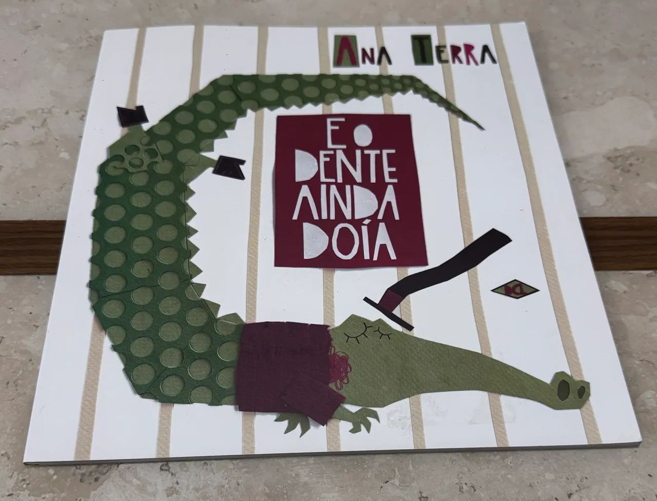 Livro E o Dente Ainda Doia 