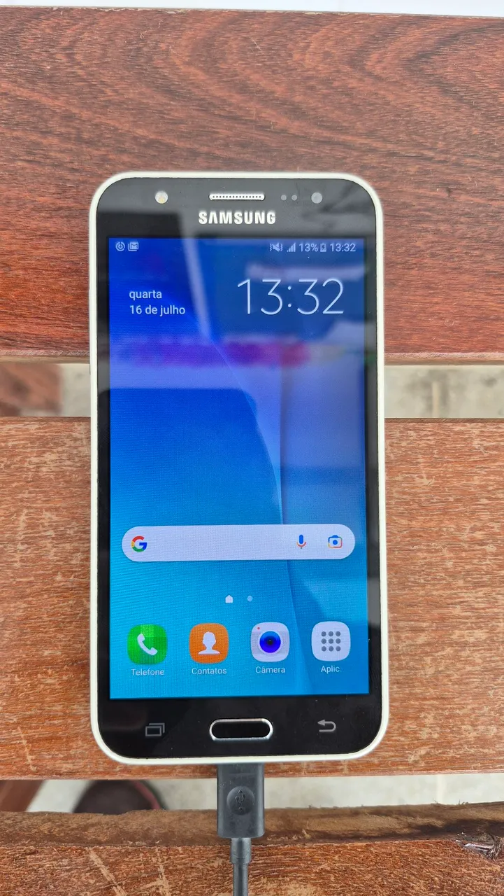 Samsung Galaxy J5 (2015) usado, conservado.