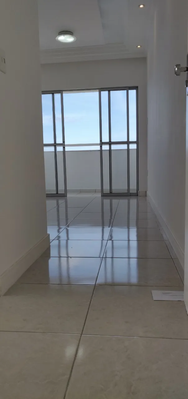 Apartamento 2 quartos c/ suíte p/ aluguel Est Velha do Aeroporto (Jardim Nova Esperança)