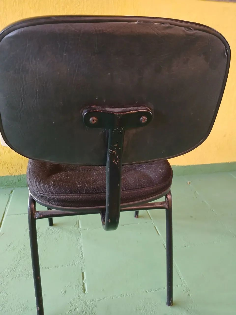 Cadeira de Escritório Preta - Foto 4