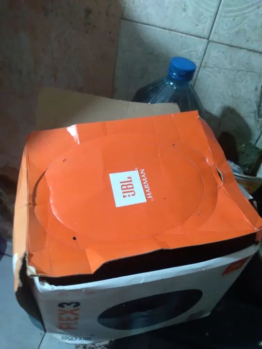 Vendo auto falantes  perfeita condições 100 reais  - Foto 2