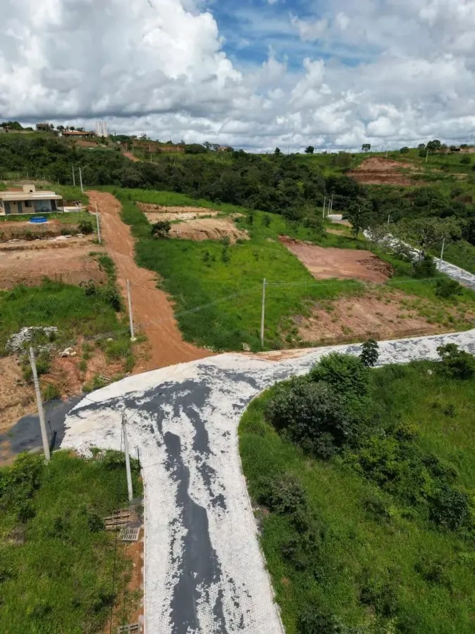 Lote no Lago Corumbá 4 - a partir de R$ 667/mês, Cond. 100% Pavimentado