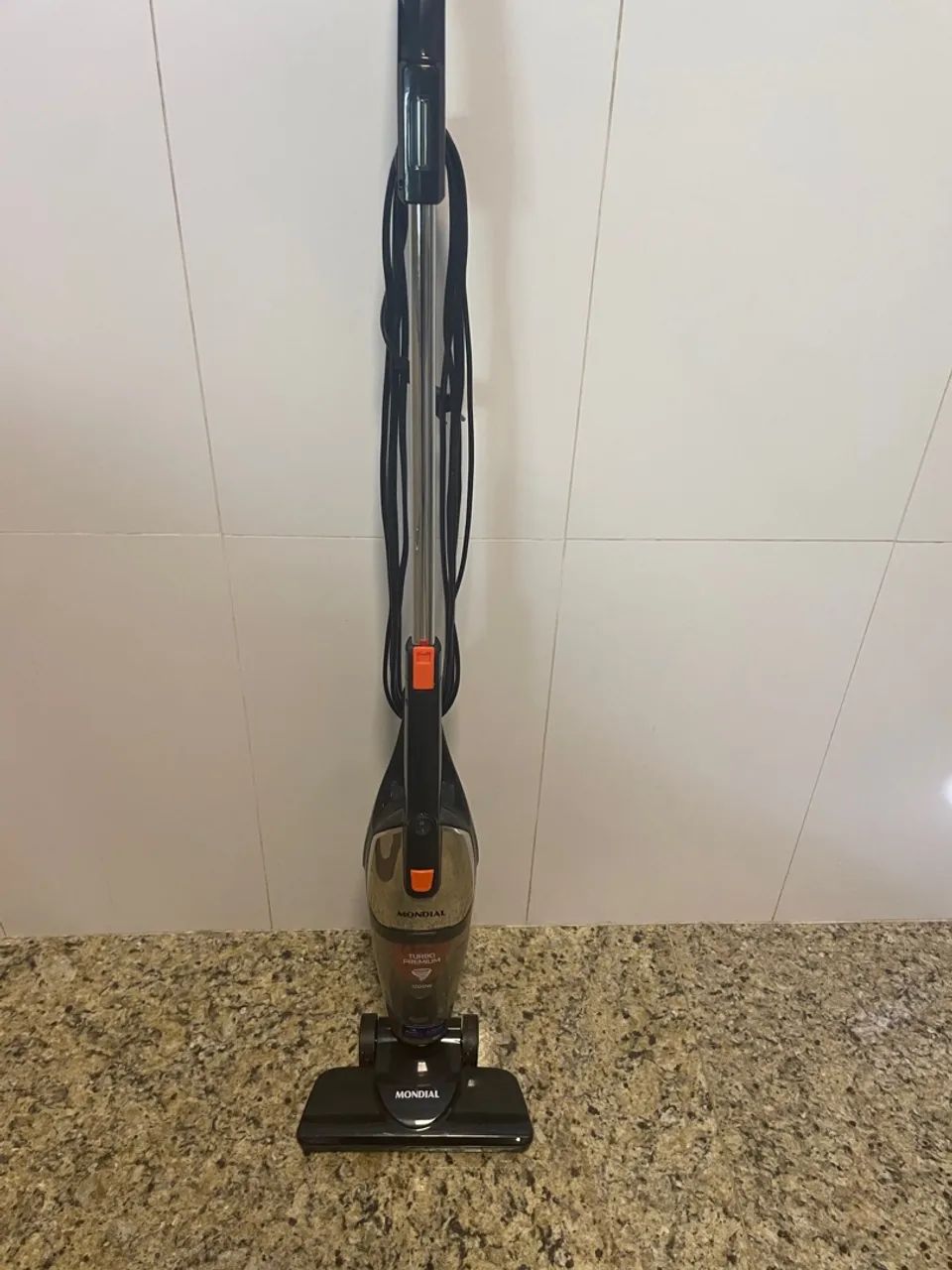 Aspirador vertical 