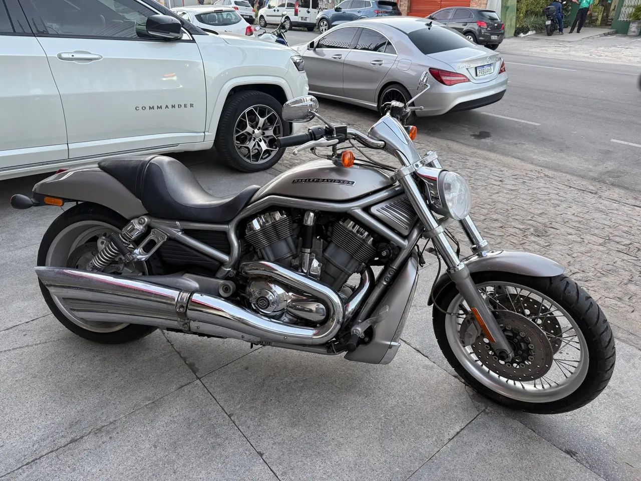 Harley Davidson VRSCAW 1250 2009/2009 (único dono estado de zero km 26.150)