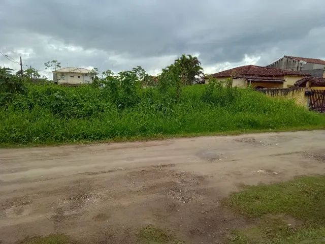 Terreno esquina em Ilha Comprida/550 m2, ideal para investidor/construção/150 mts da Praia - Foto 4