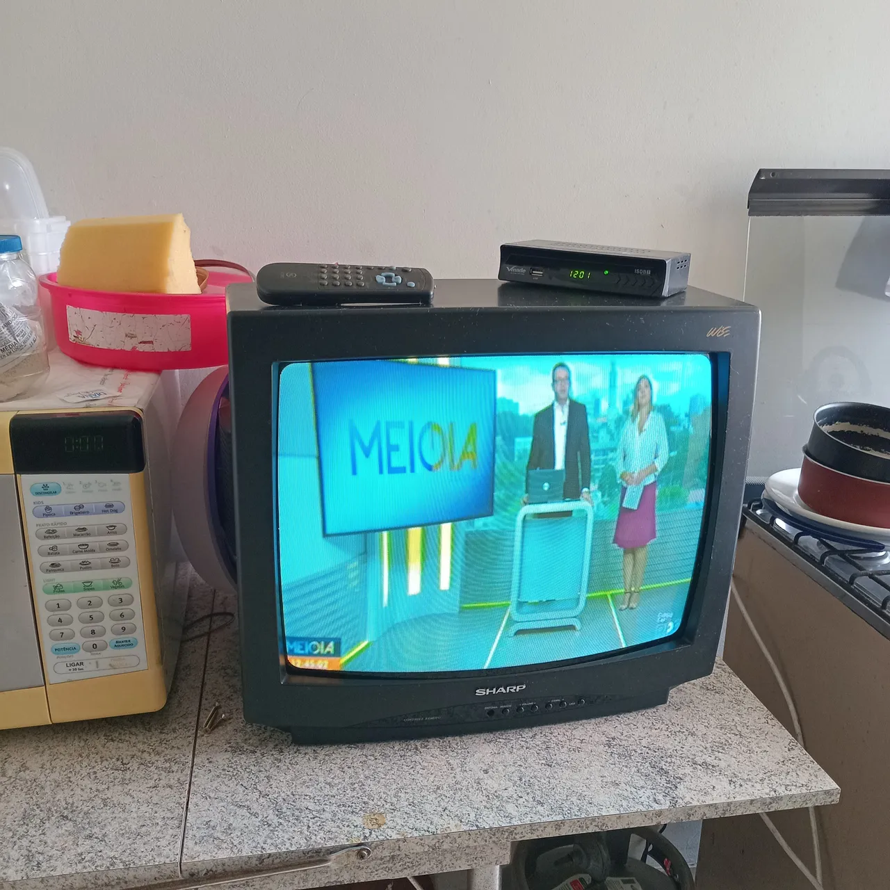 Tv 20" sharp (conversor e antena)