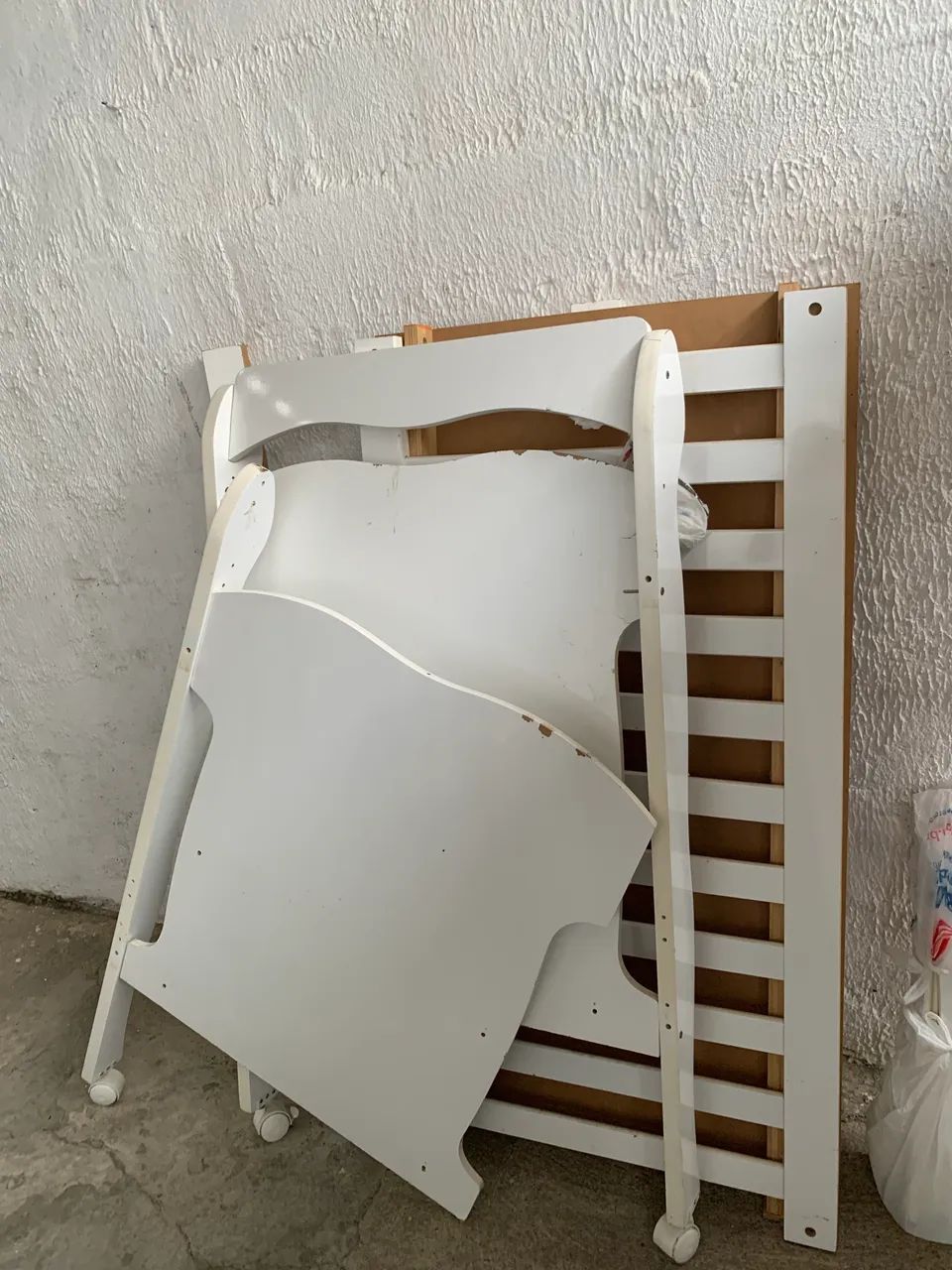 Vendo berço americano pra sair rápido - Foto 3