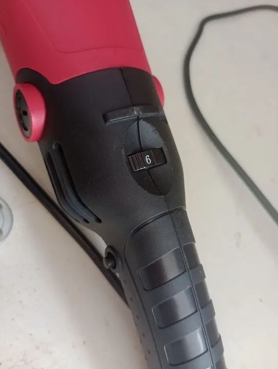 Lixadeira 600w velocidade variável semi nova show  - Foto 5