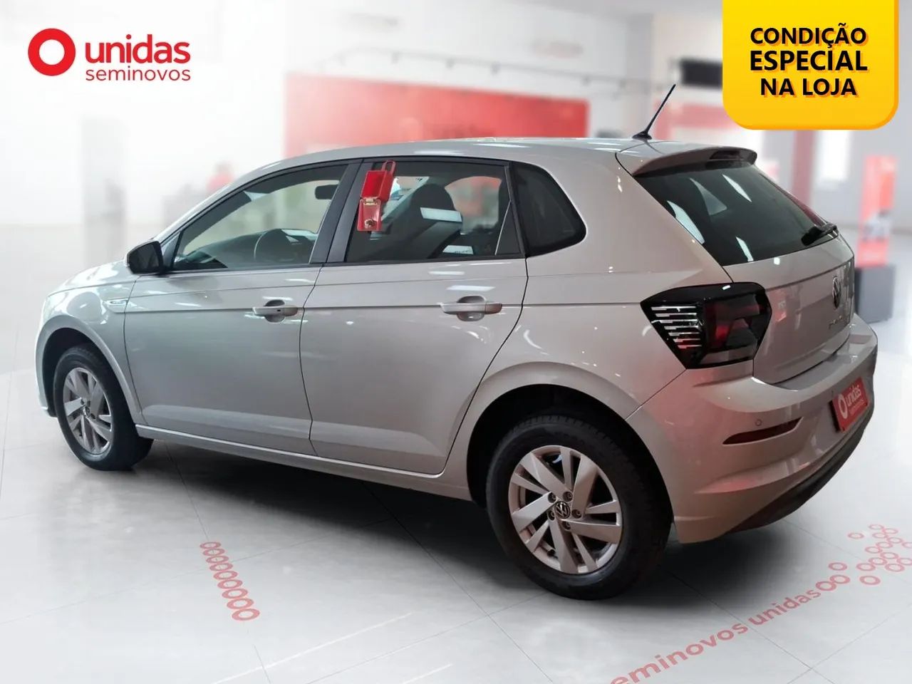 Volkswagen Polo 2024 1.0 12v 170 tsi comfortline flex automático - Foto 5