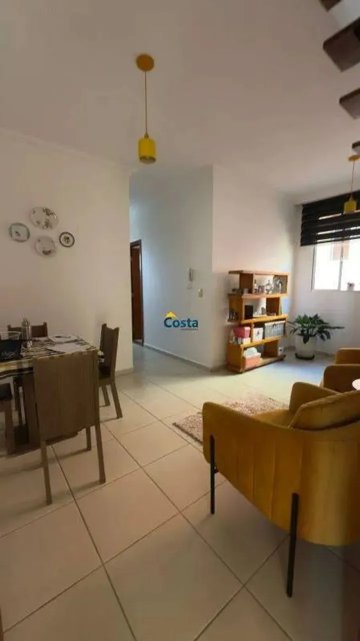 LINDA COBERTURA DE DOIS QUARTOS EM TORRE ÚNICA