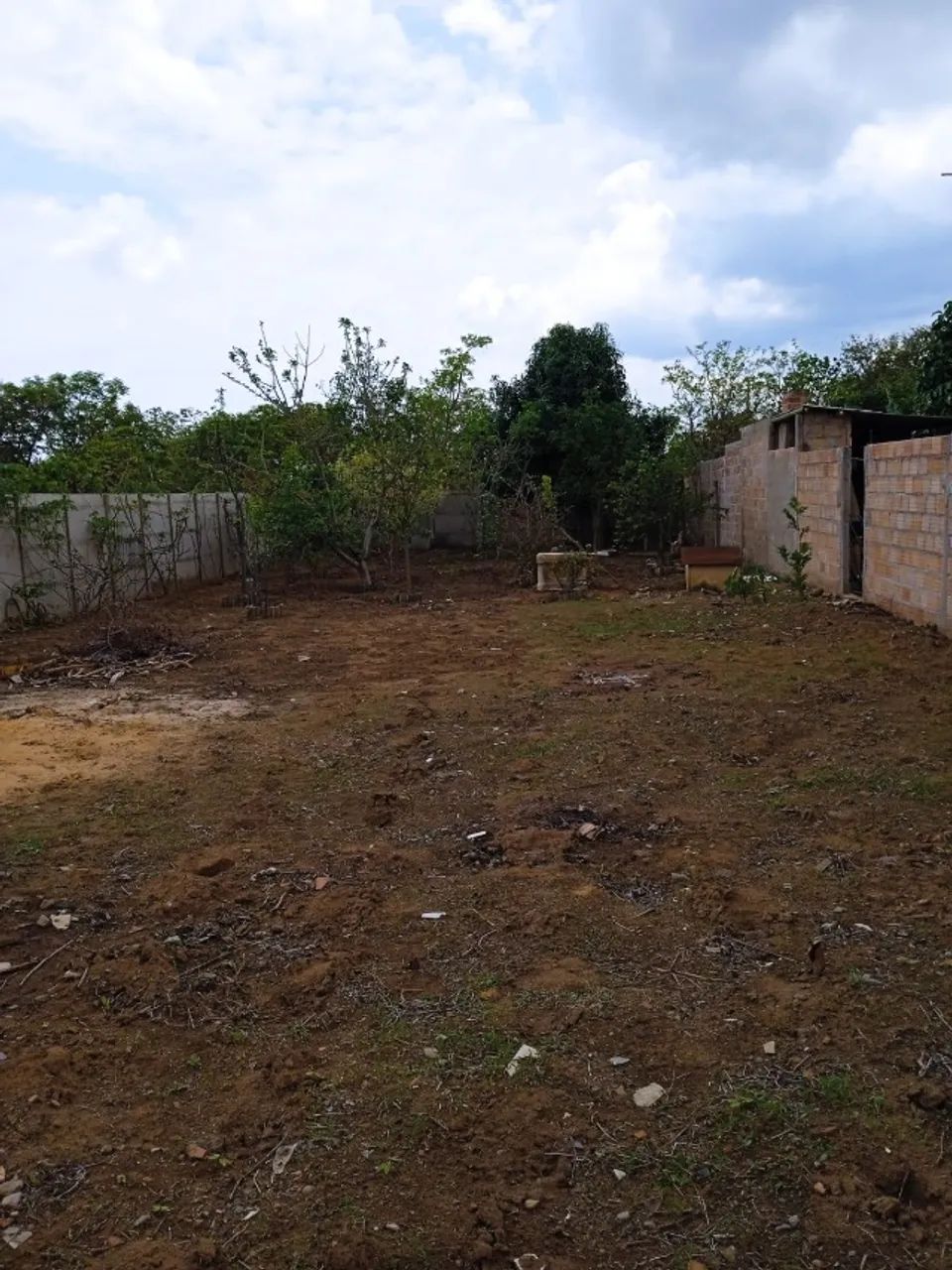 Vendo lote no município de Três Marias