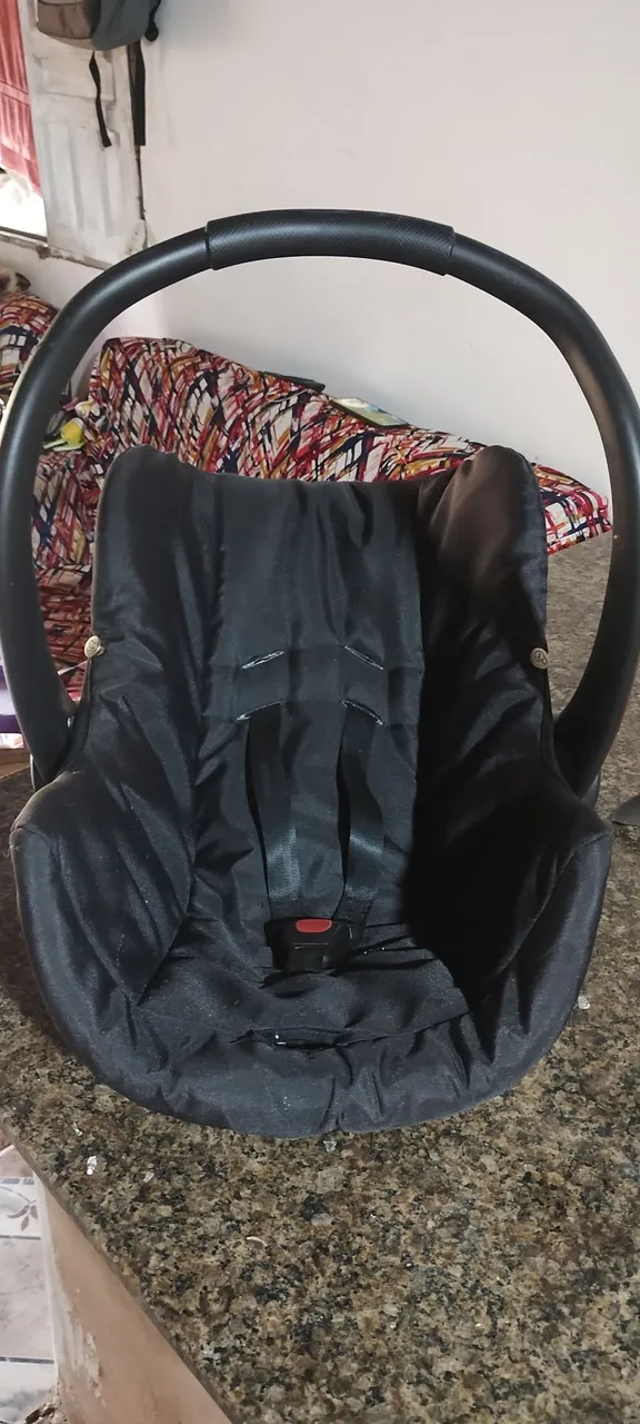 Bebê conforto/cadeirinha para carro