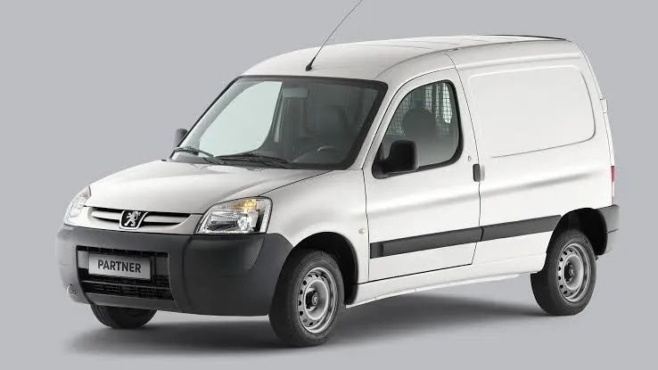 MUDANCAS E REMOÇÕES 