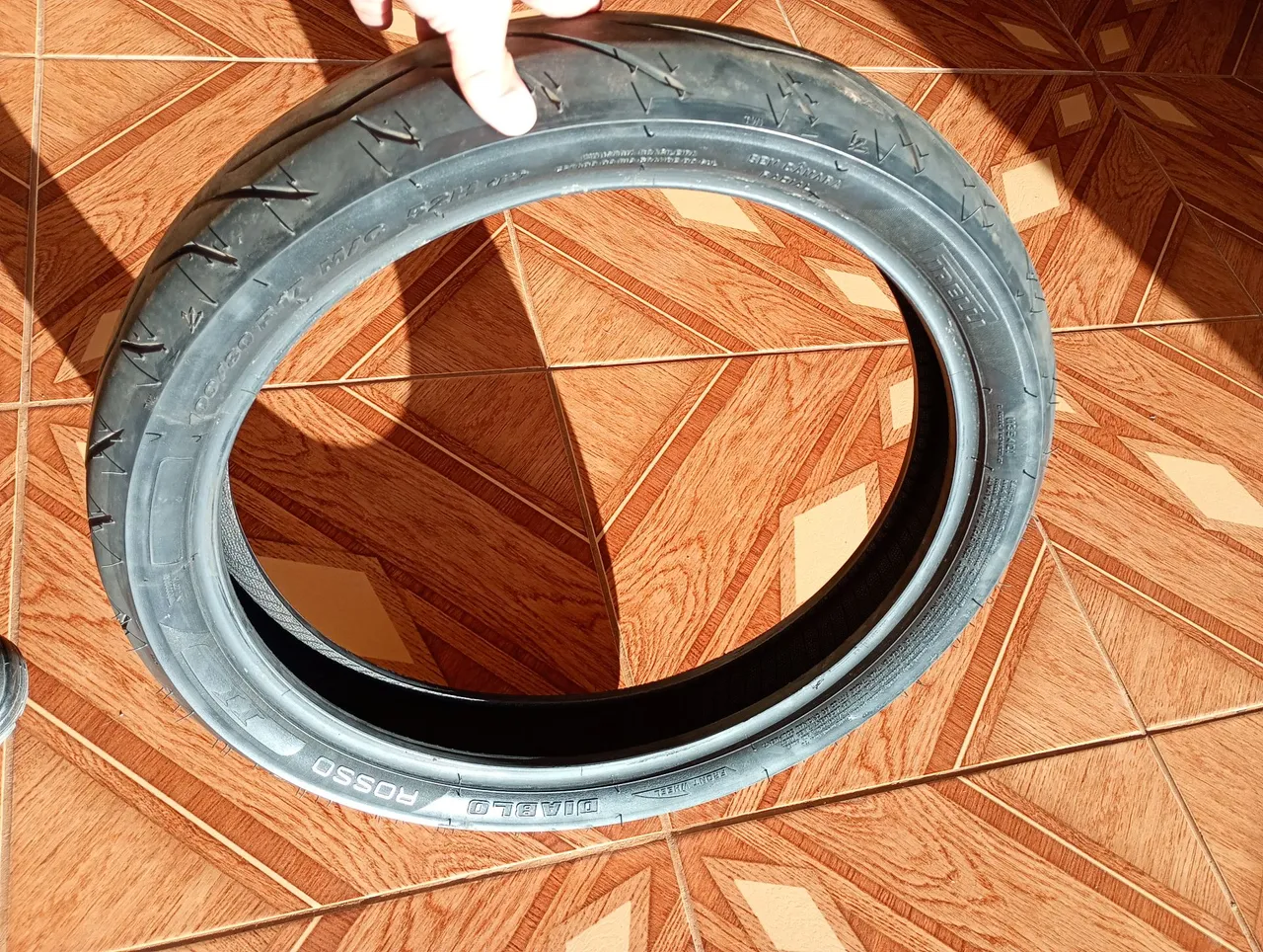 Pneu Pirelli Diablo Rosso 2