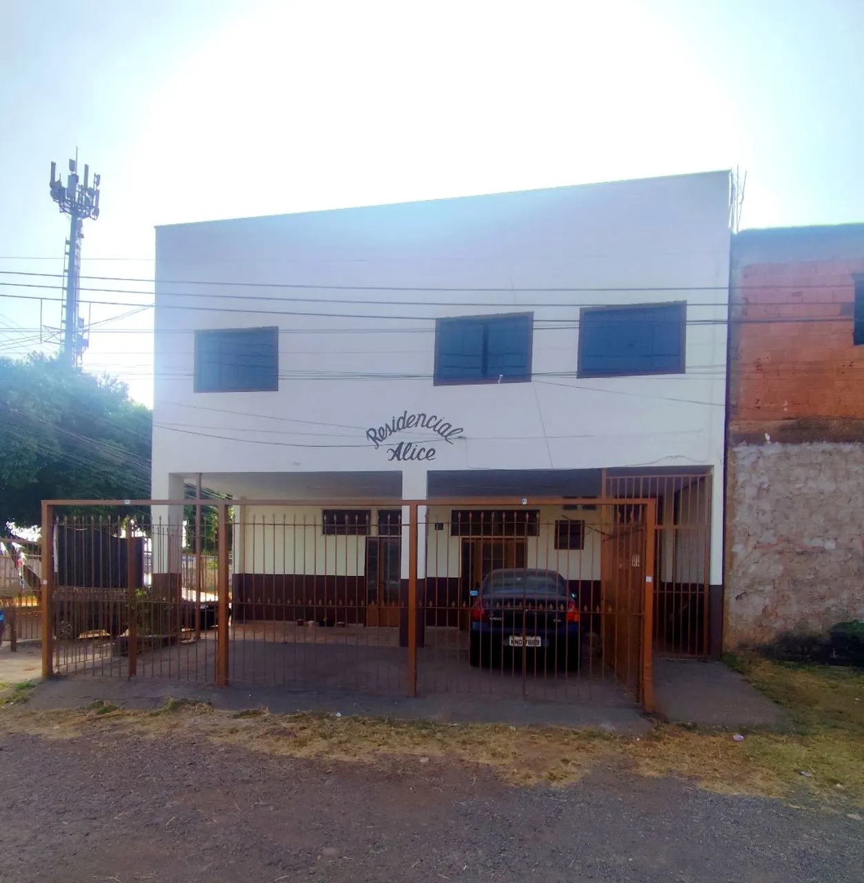 PRÉDIO KITNETS - AREIAL TAGUATINGA