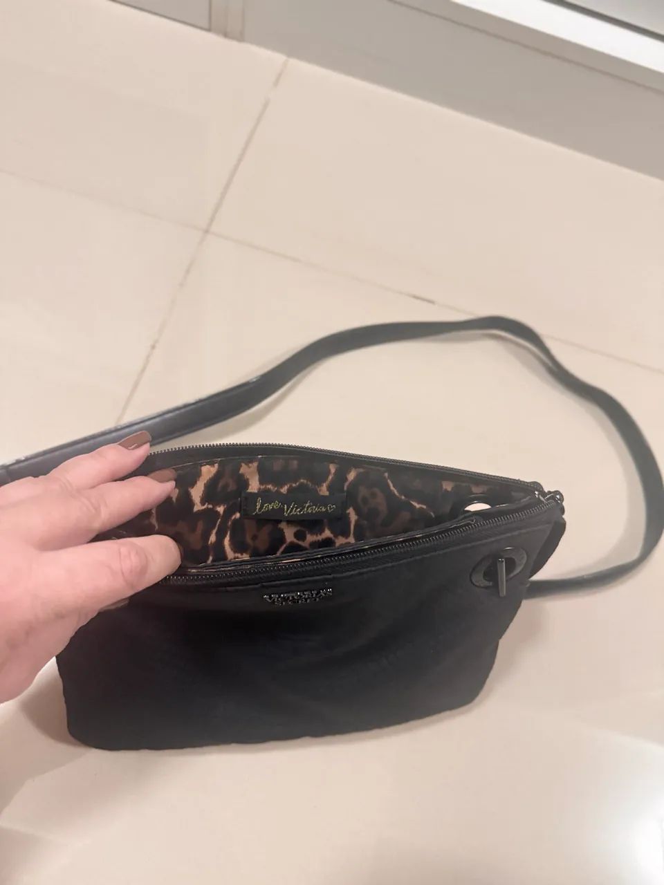 Bolsa crossbody Vitoria?s Secret