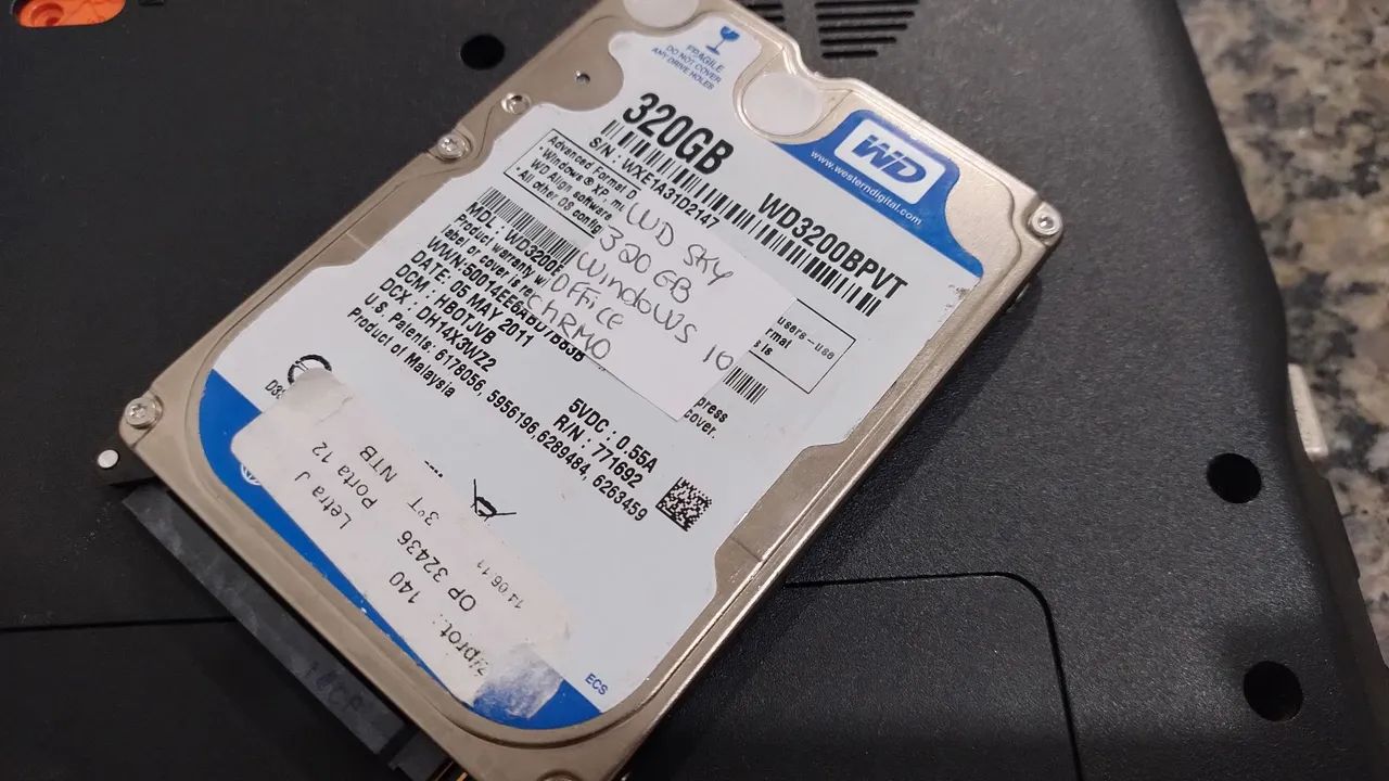 Hd 320 WD blue 320 c. Windows 10 formatad+office ( super conservado ) notebook