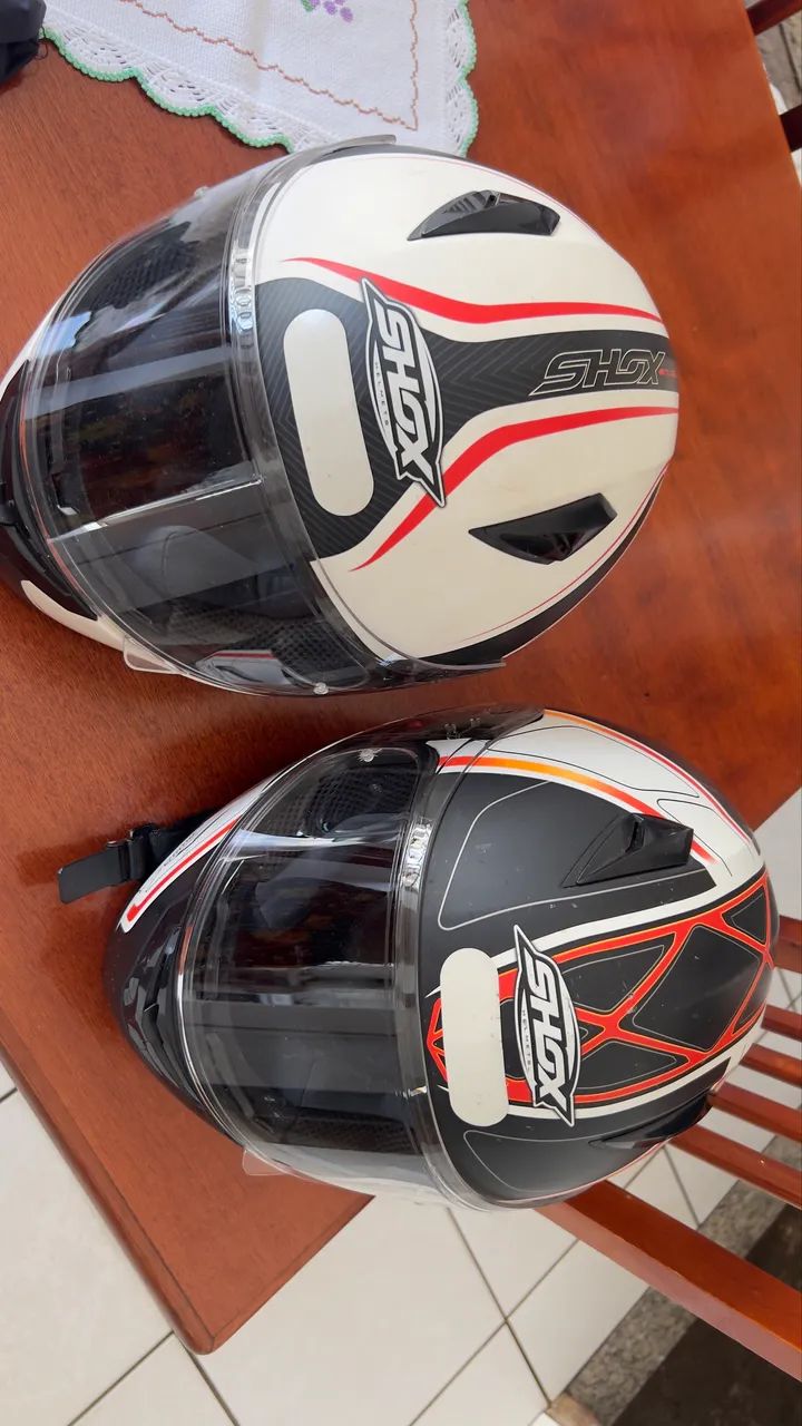 2 Capacete shox 