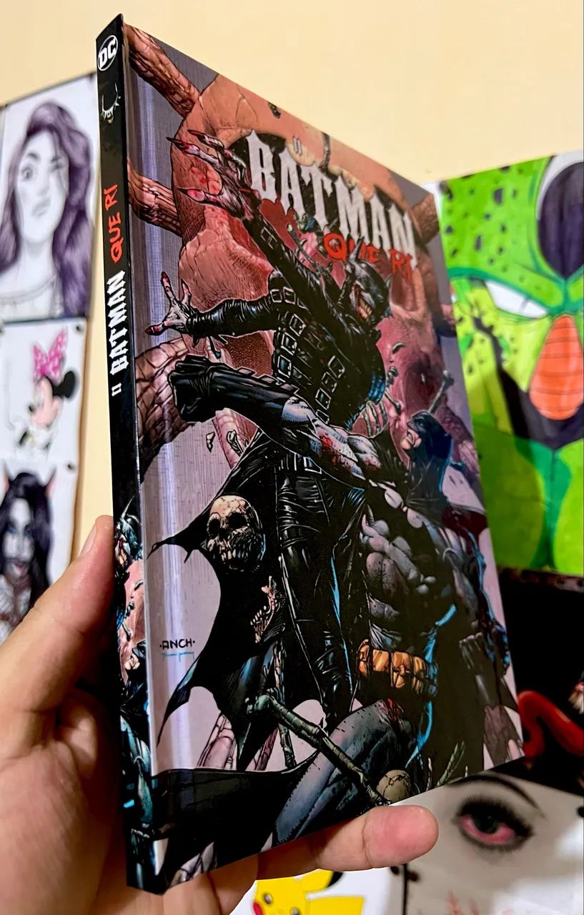 Batman que ri capa dura, encadernação personalizada com as 4 edições juntas em uma só. - Foto 3