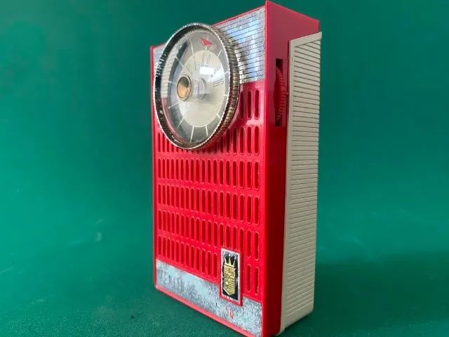 Rádio antigo Zenith Royal 50 - Foto 3