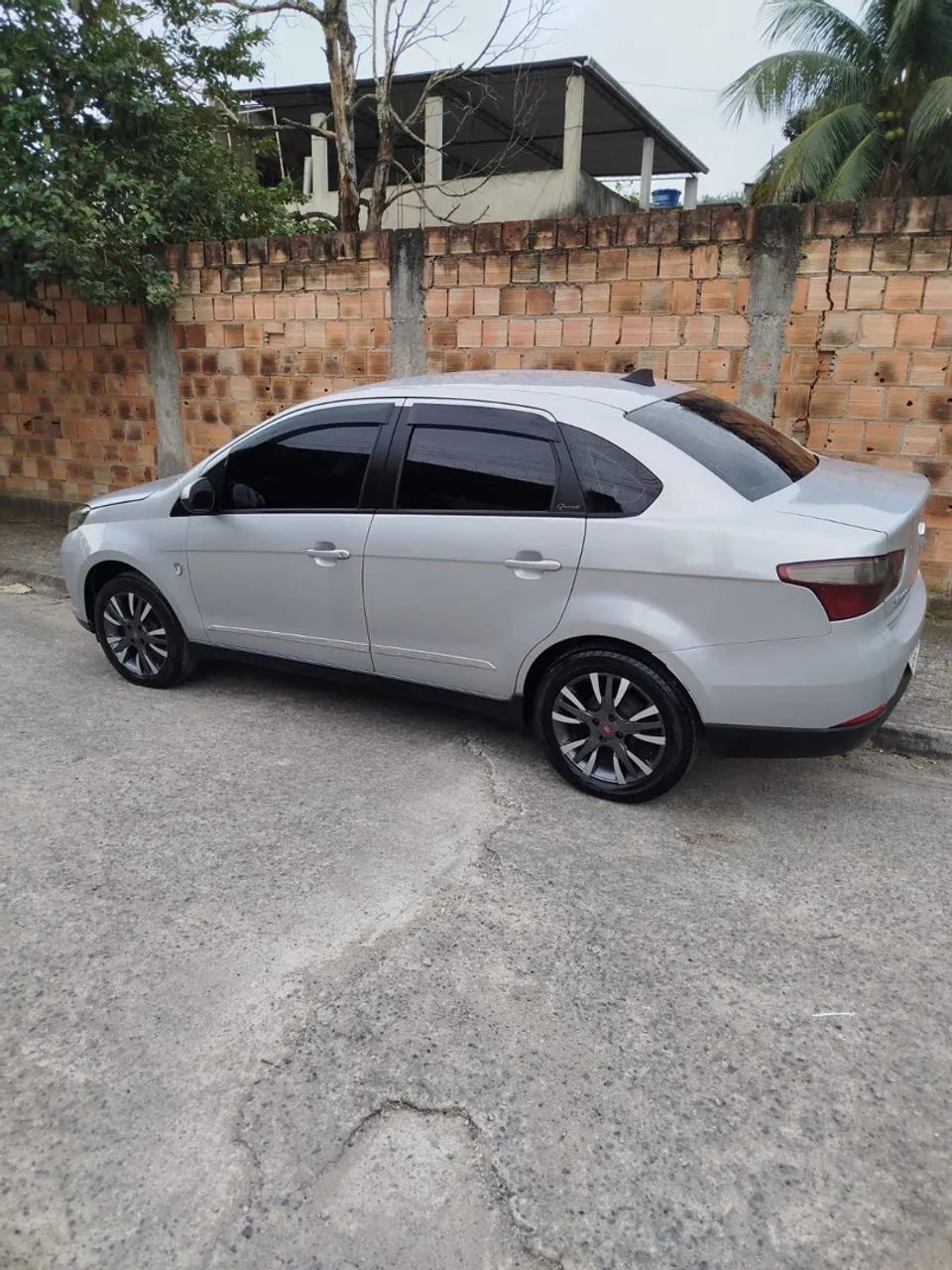Fiat Grand Siena ESSENCE 1.6 FLEX 16V 2015