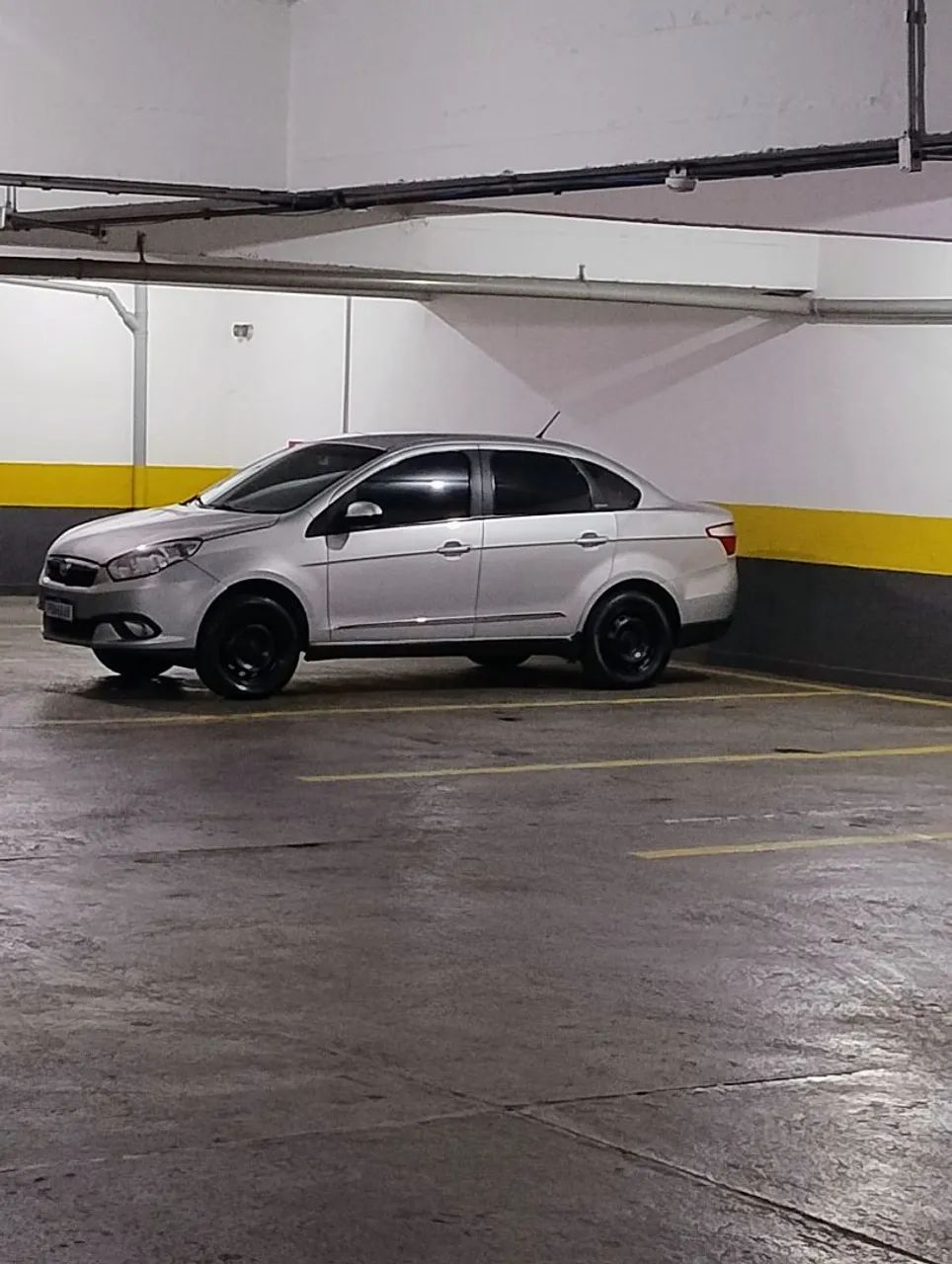 Fiat Grand Siena Grand Siena ESSENCE 1.6 Flex 16V 2015