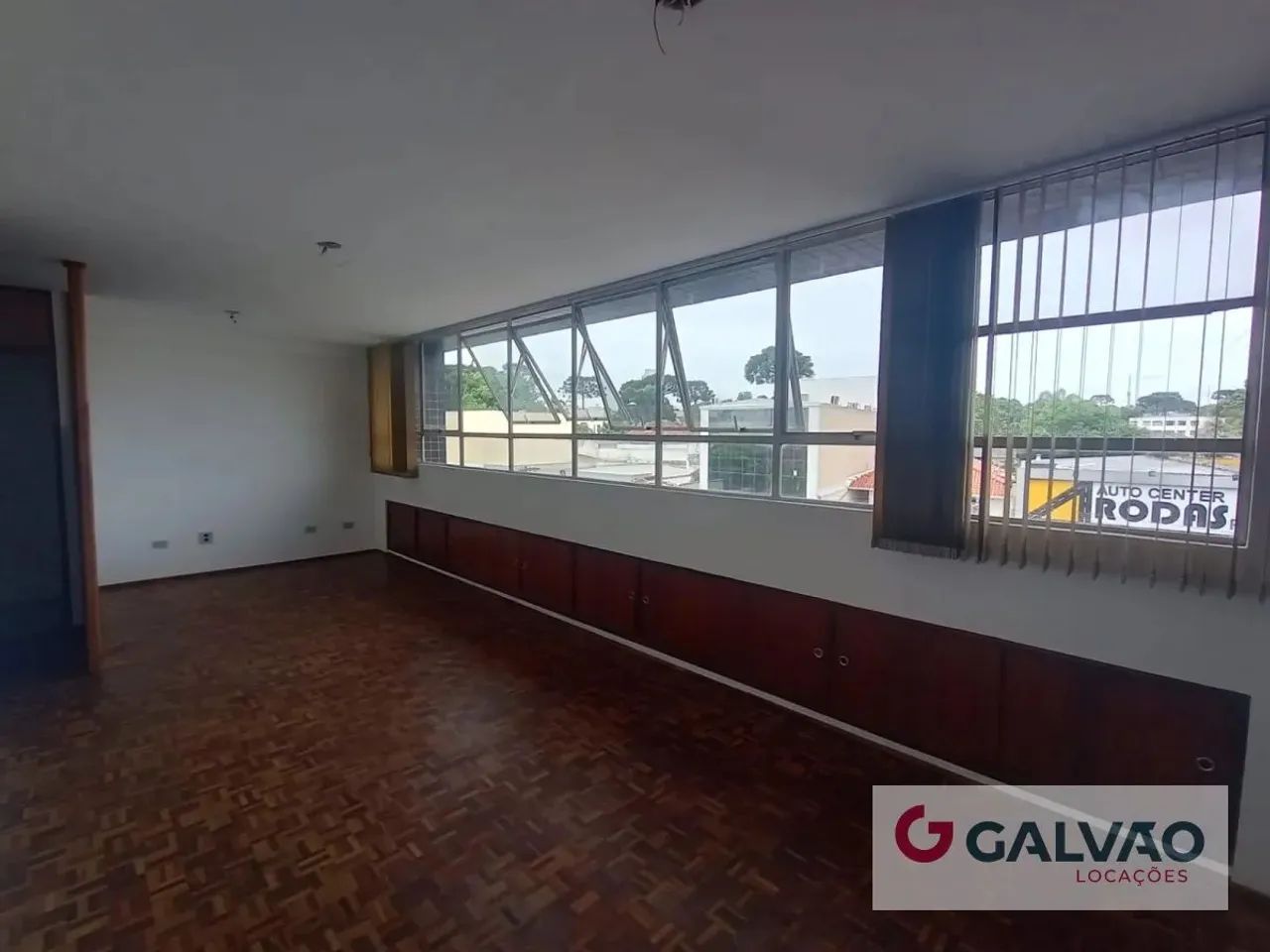 Sala/Conjunto Comercial no Centro Cívico de 82,00 m² - 07690.006-GL - Foto 3