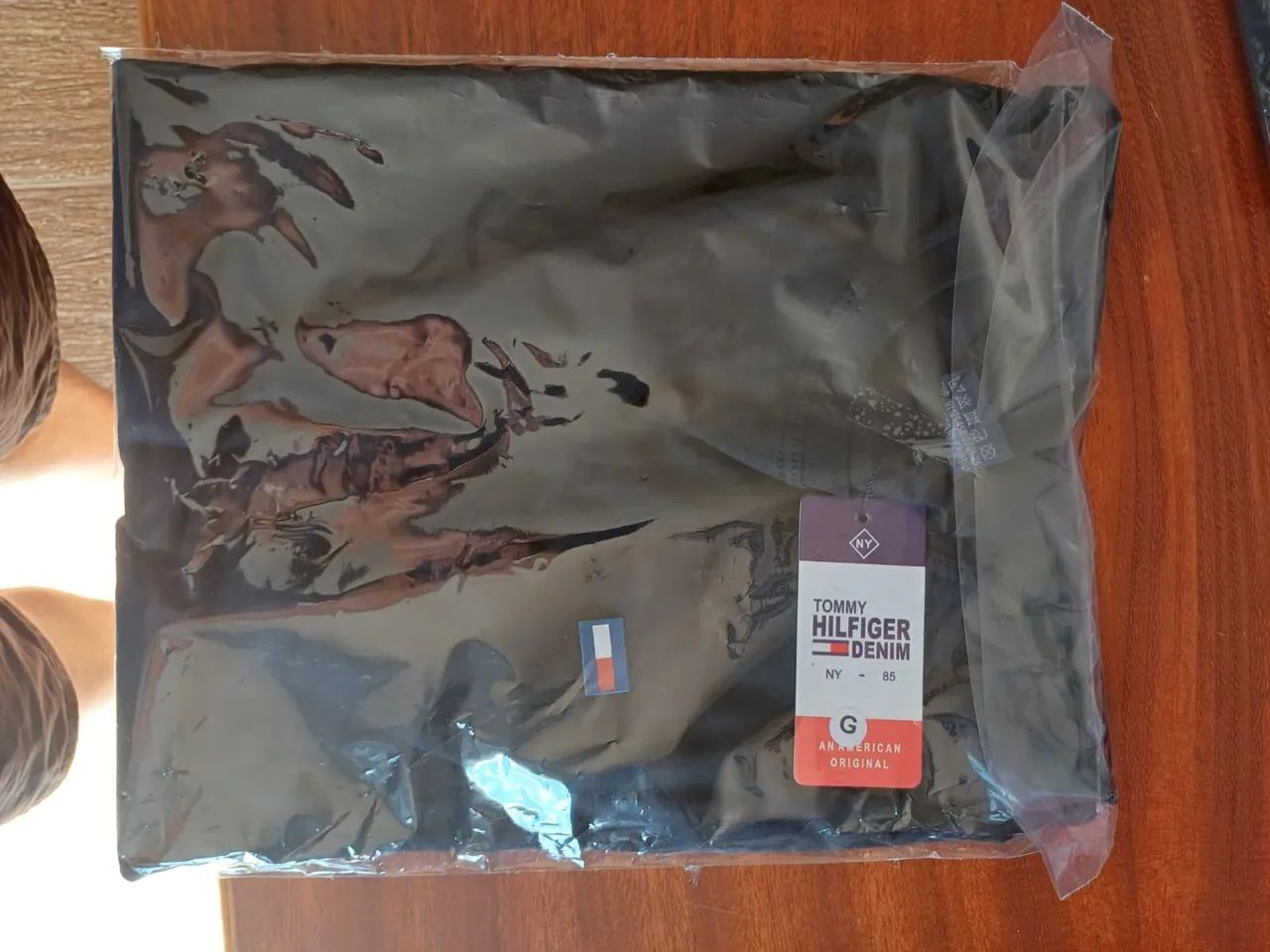 CAMISA TOMMY HILFIGER PRETA - Foto 4