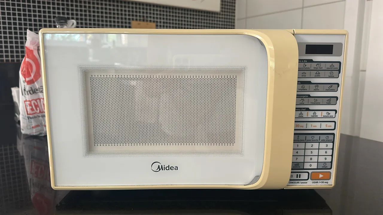 Micro ondas 20 L 