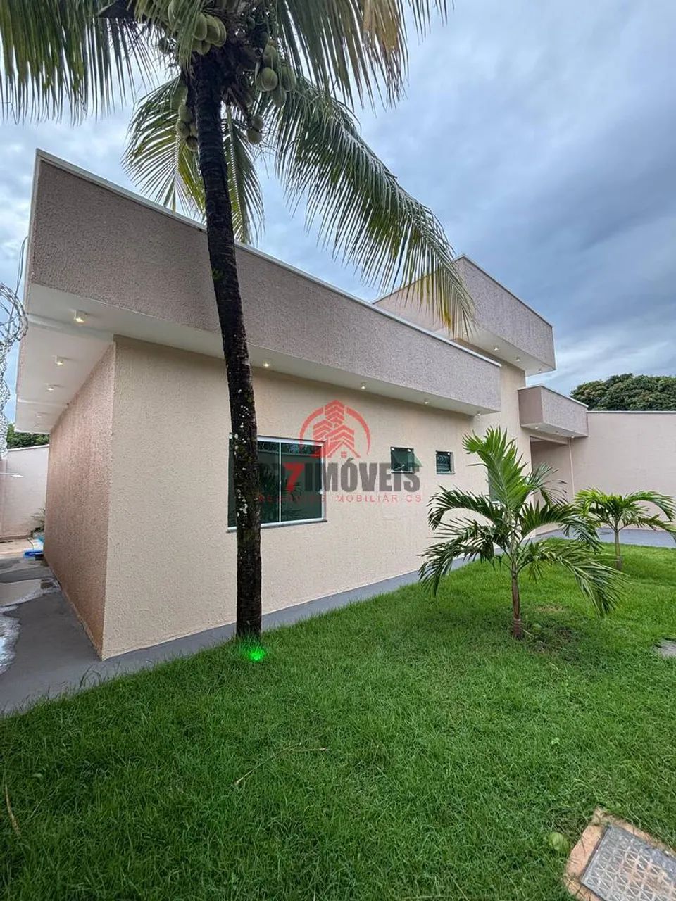 Casa com piscina e 3 quartos no Setor Parque das Flores, em Goiânia - Foto 3