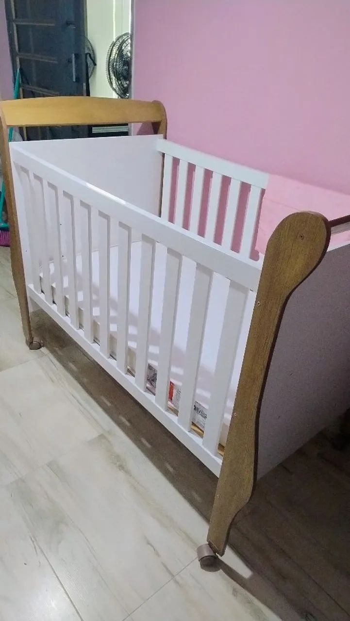 Berço com rodinhas