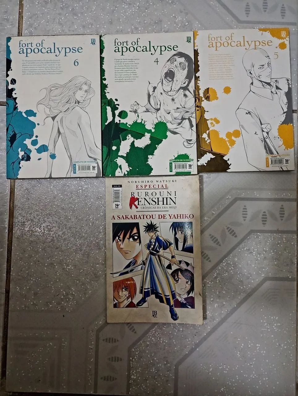 Mangás diversos - Foto 2